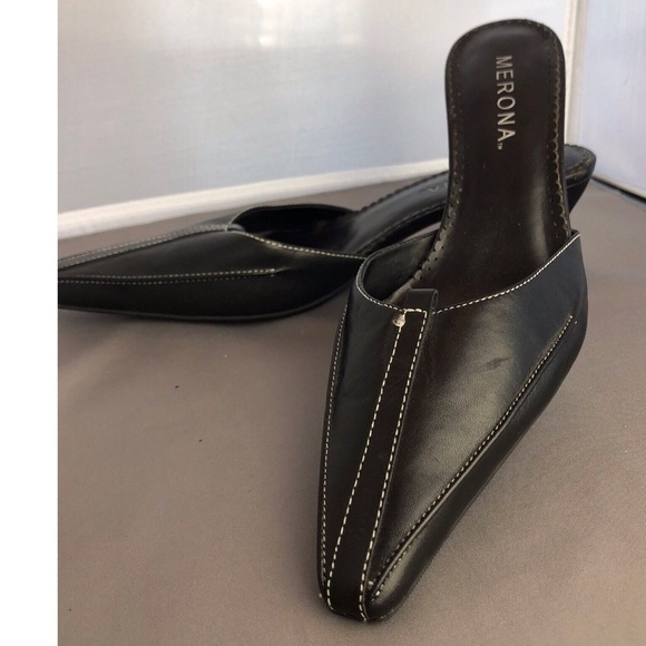 MERINA BLACK LEATHER SLIDES - Picture 1 of 3